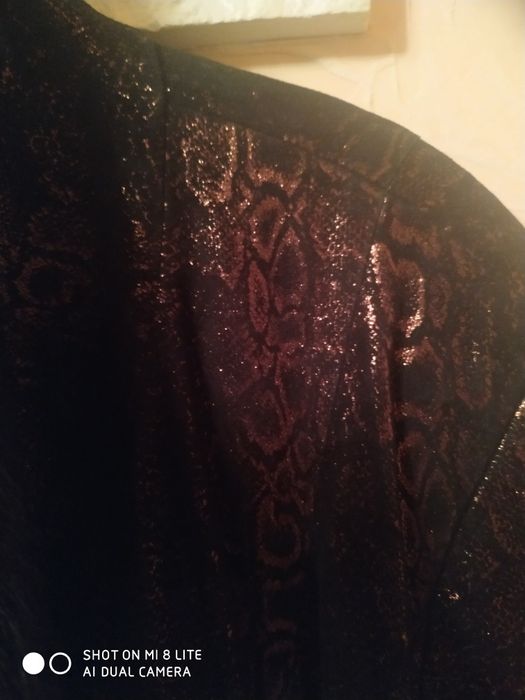 Шикарная кожаная курточка-пиджак