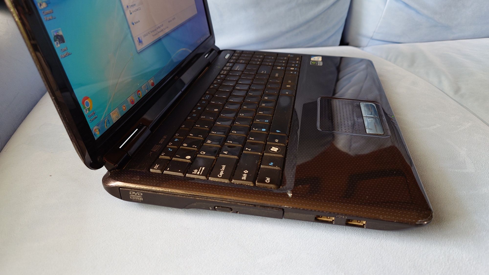 Laptop Asus Pro5din k50 Sprawny SSD,4GB ram  zasilacz