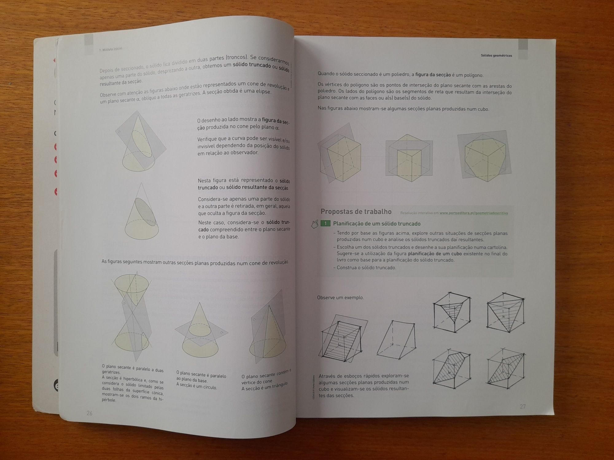 Manual de geometria descritiva 10° ano Porto Editora