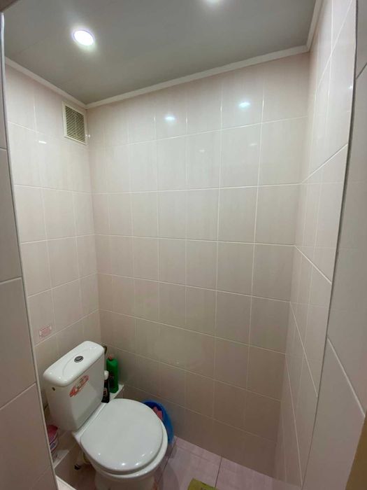 Продам 3 трьох кімнатну квартиру площею 117 кв. м.