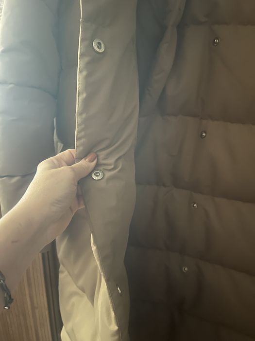 Пуховик пальто плащ жіночий зима беж біо пух розмір с