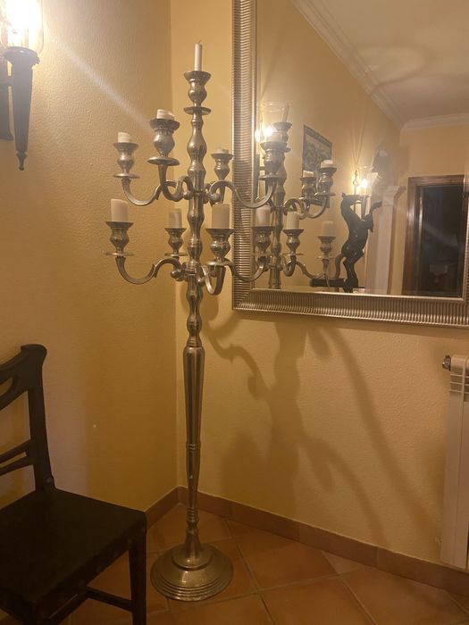 Candelabro prateado