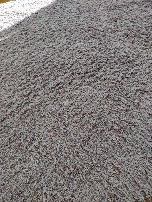 Dywan koło 170 cm foiletowy