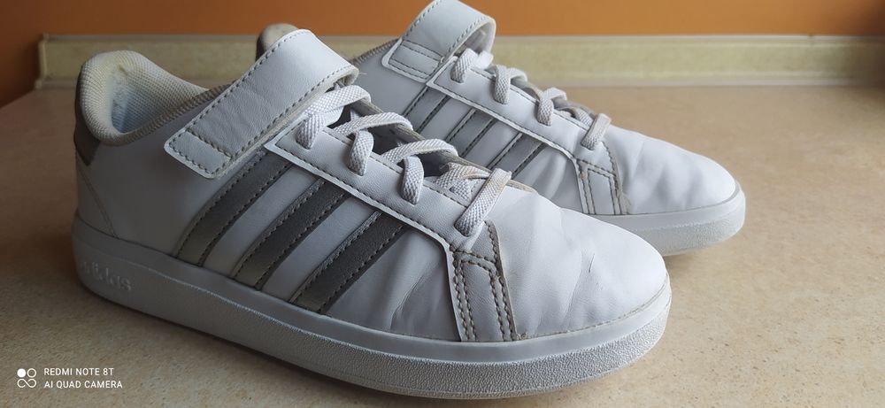 Adidasy dziewczęce 35