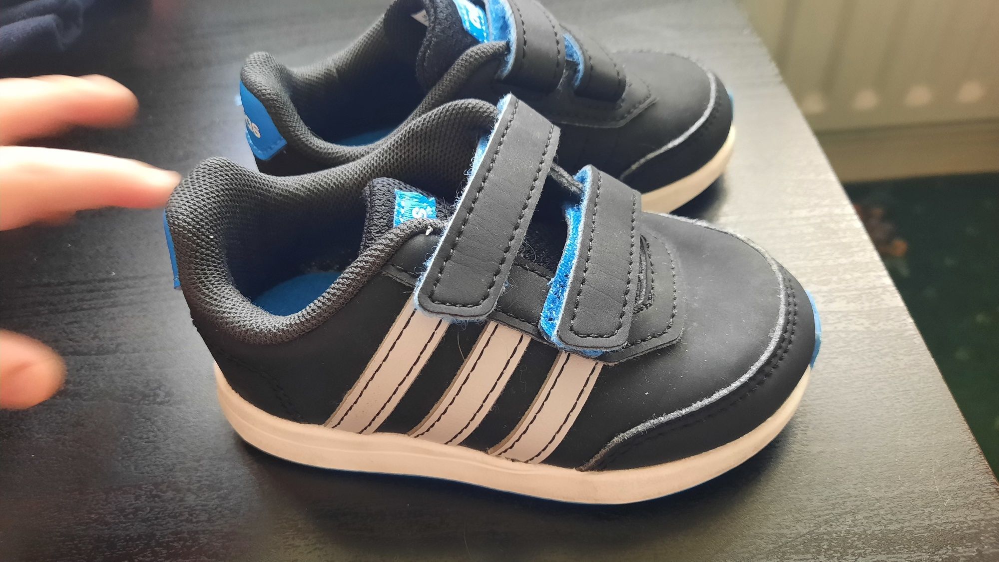 Buty orginalne adidas rozm.20