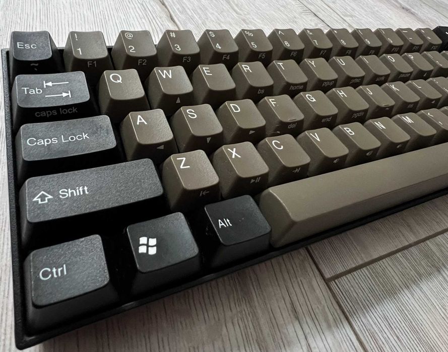 Клавіатура KBParadise V60 Dolch 60% Double Shot Cherry MX Brown