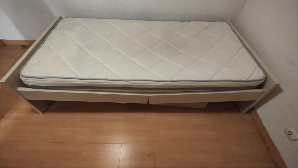 Cama beliche de menina