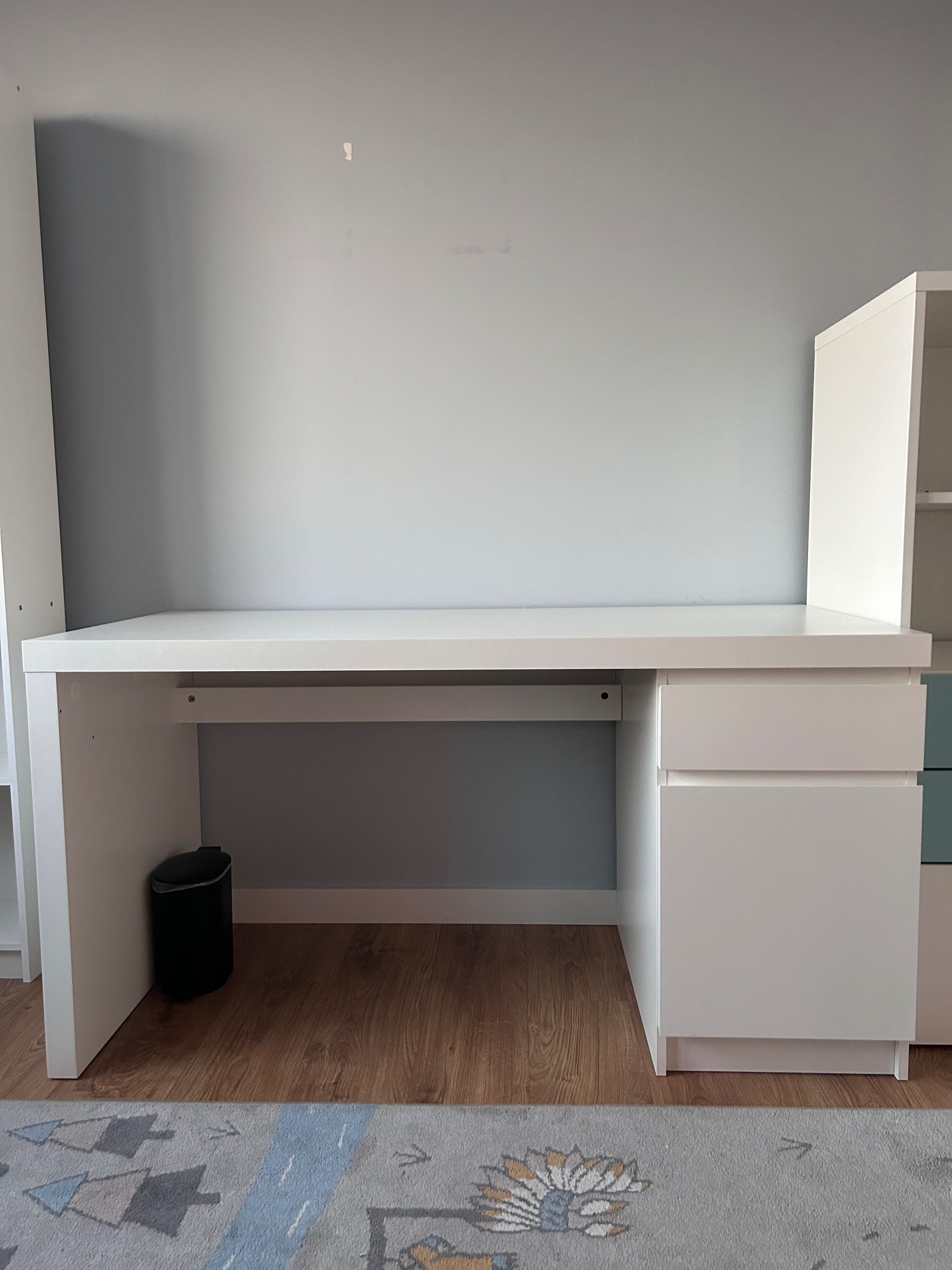 Biurko białe IKEA MALM