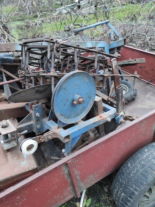 Продам шифер новий 8-волновий і б/в 6-волновий .моблок зірка 10 с.