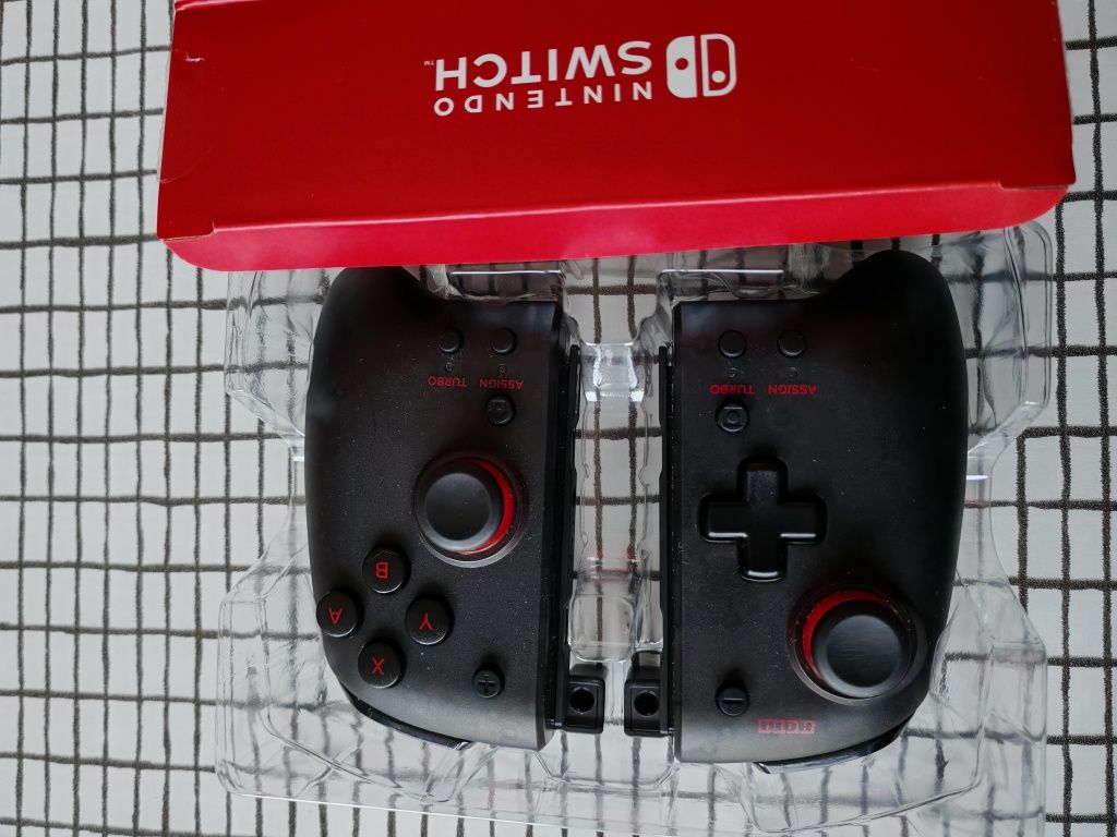 Hori split pads pro switch