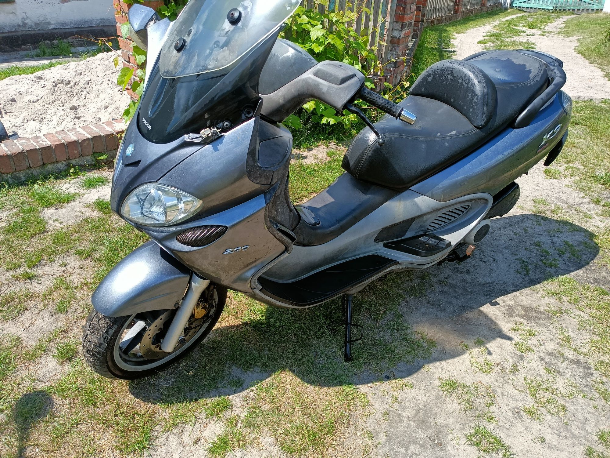 Piaggio x 9 200 4t na części