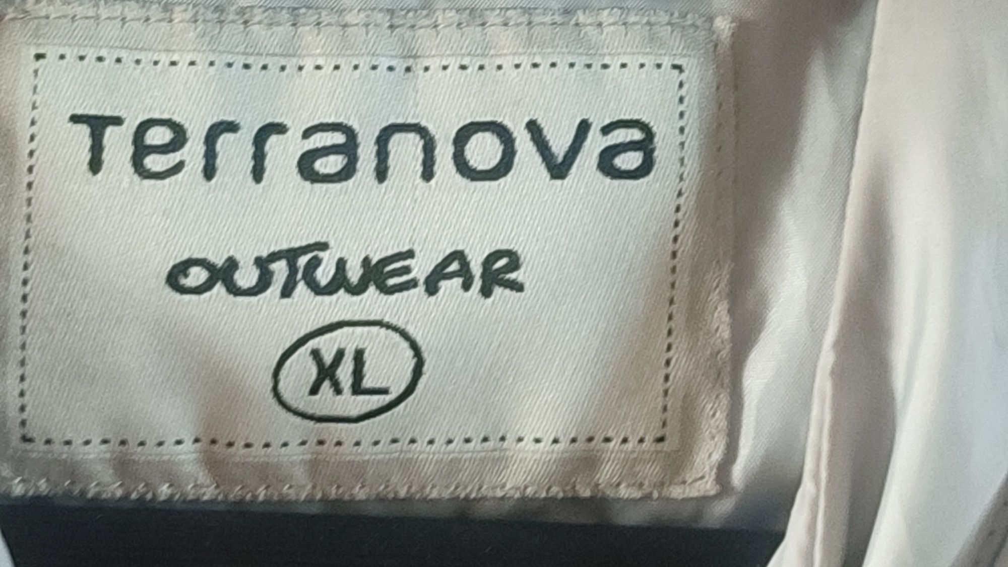 Kurtka pikowana wiosenna Terranowa rozm L do XL wymiary na fotkach