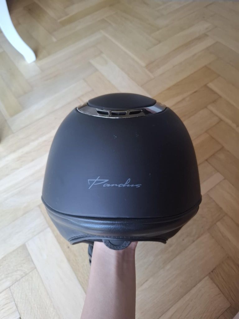 Kask jeździecki Back on Track MIPS 55-56