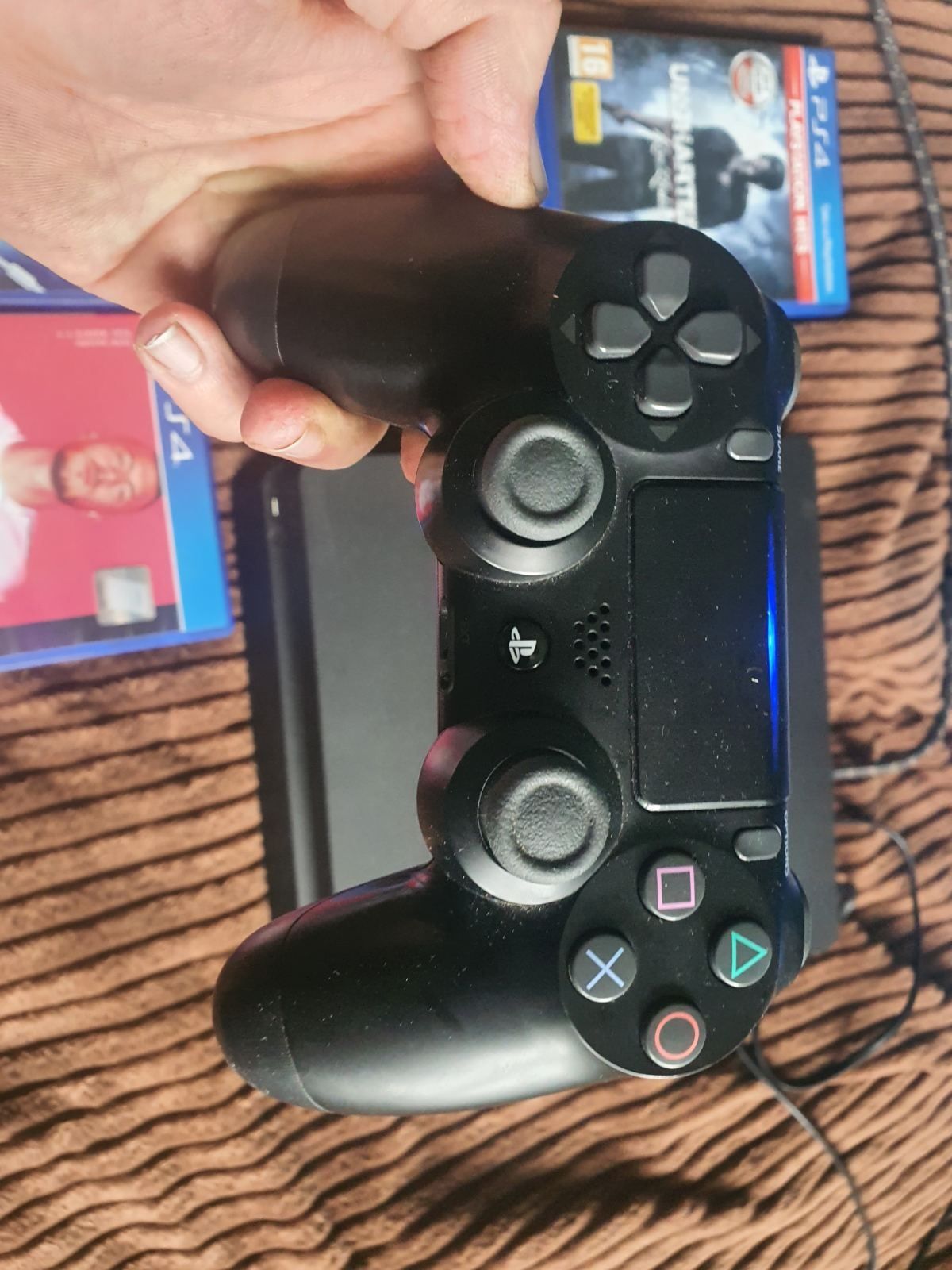 Консоль ps4 slim 500gb