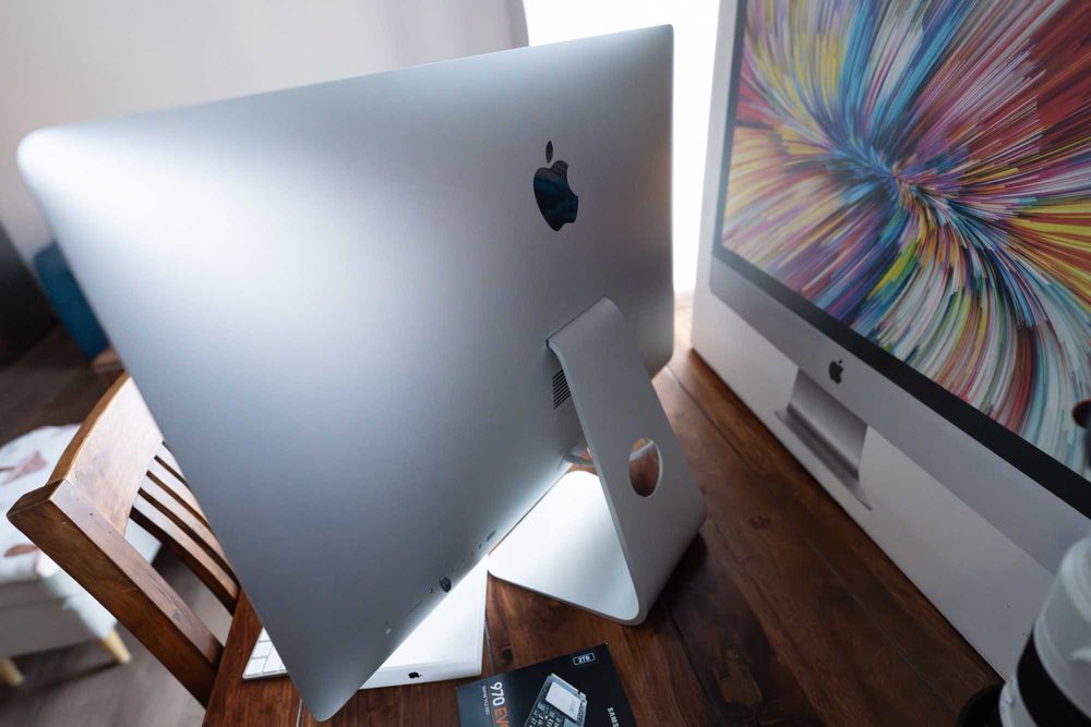 iMac Retina 5K 27 Macbook i7 64 GB 2TB SSD RADEON 8 DDR4