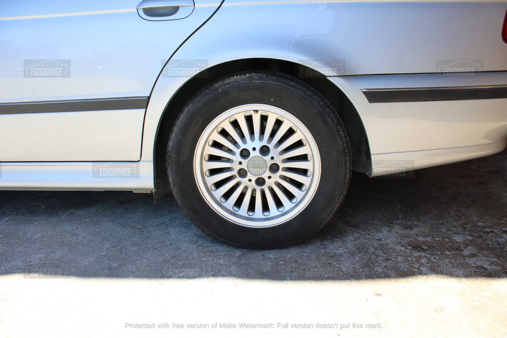 BMW E39 520i_ Para Peças