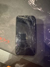 Iphone Xr uszkodzony wyświetlacz