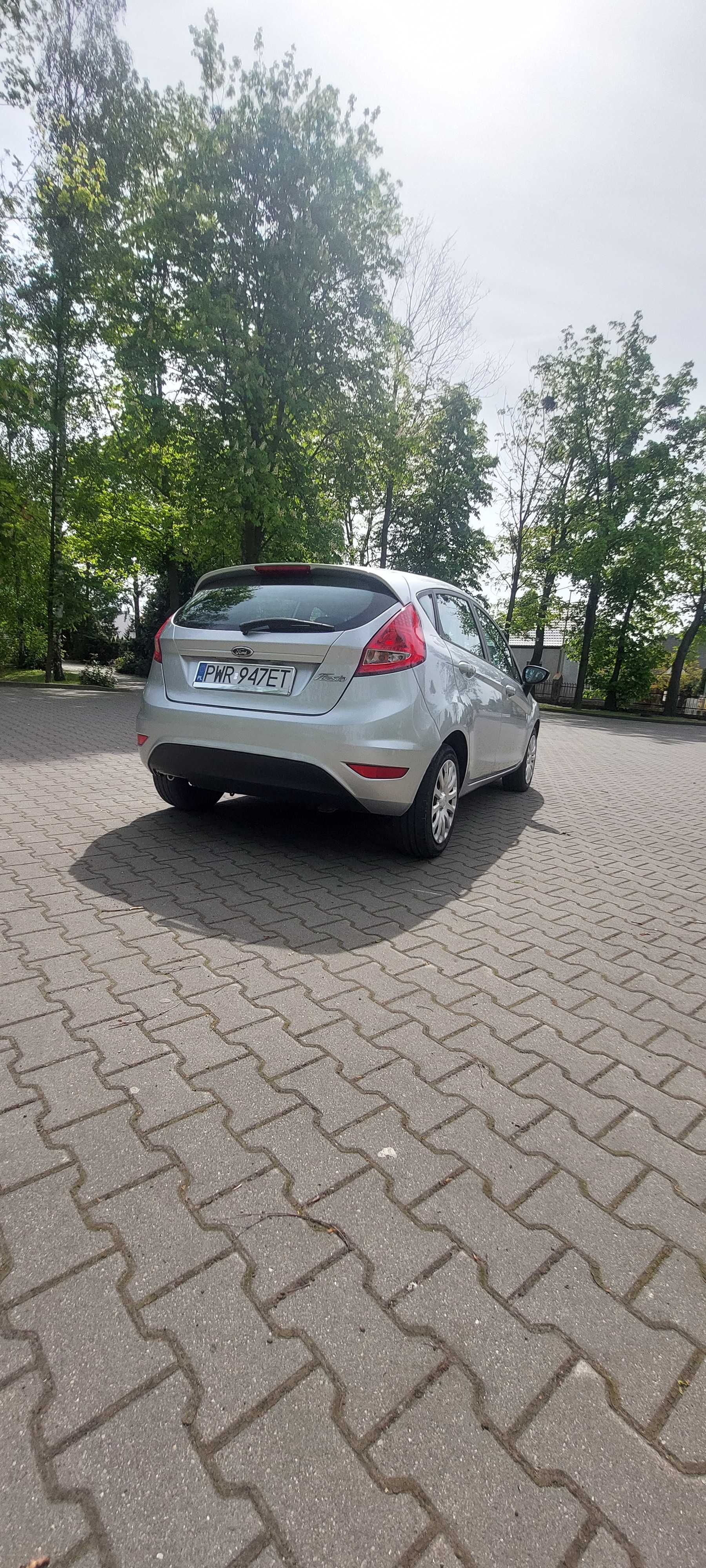 Ford Fiesta 1.25 2010r.  stan perfekcyjny z PRYWATNYCH RĄK Full WYPAS