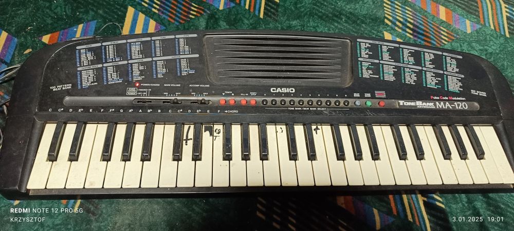 Keyboard Roland Yamaha Casio