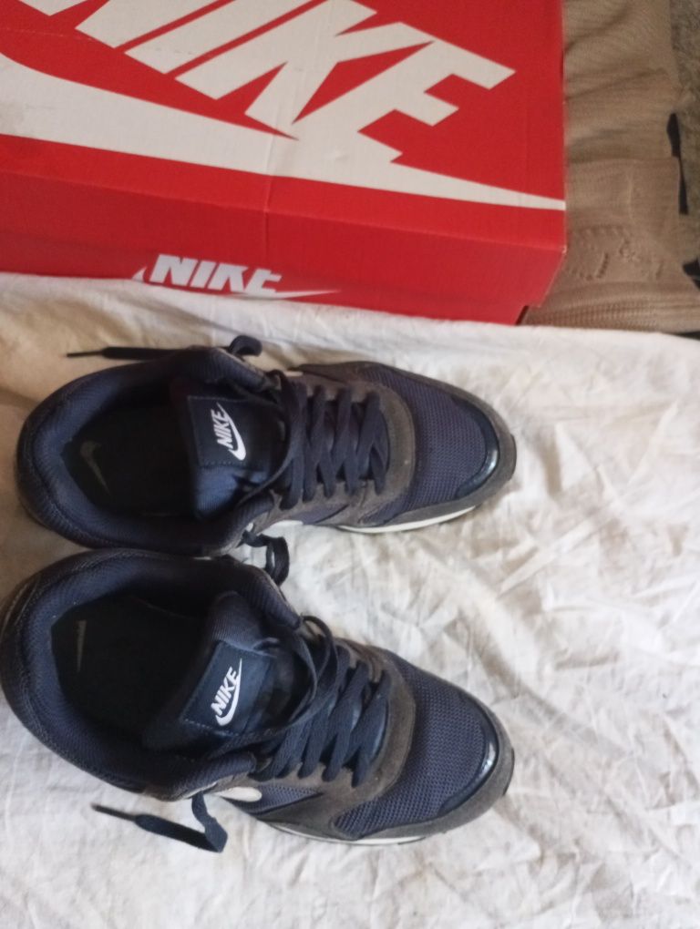 Кроссовки мужские замшевые Nike Trainer кеды р42 26.5см оригинал