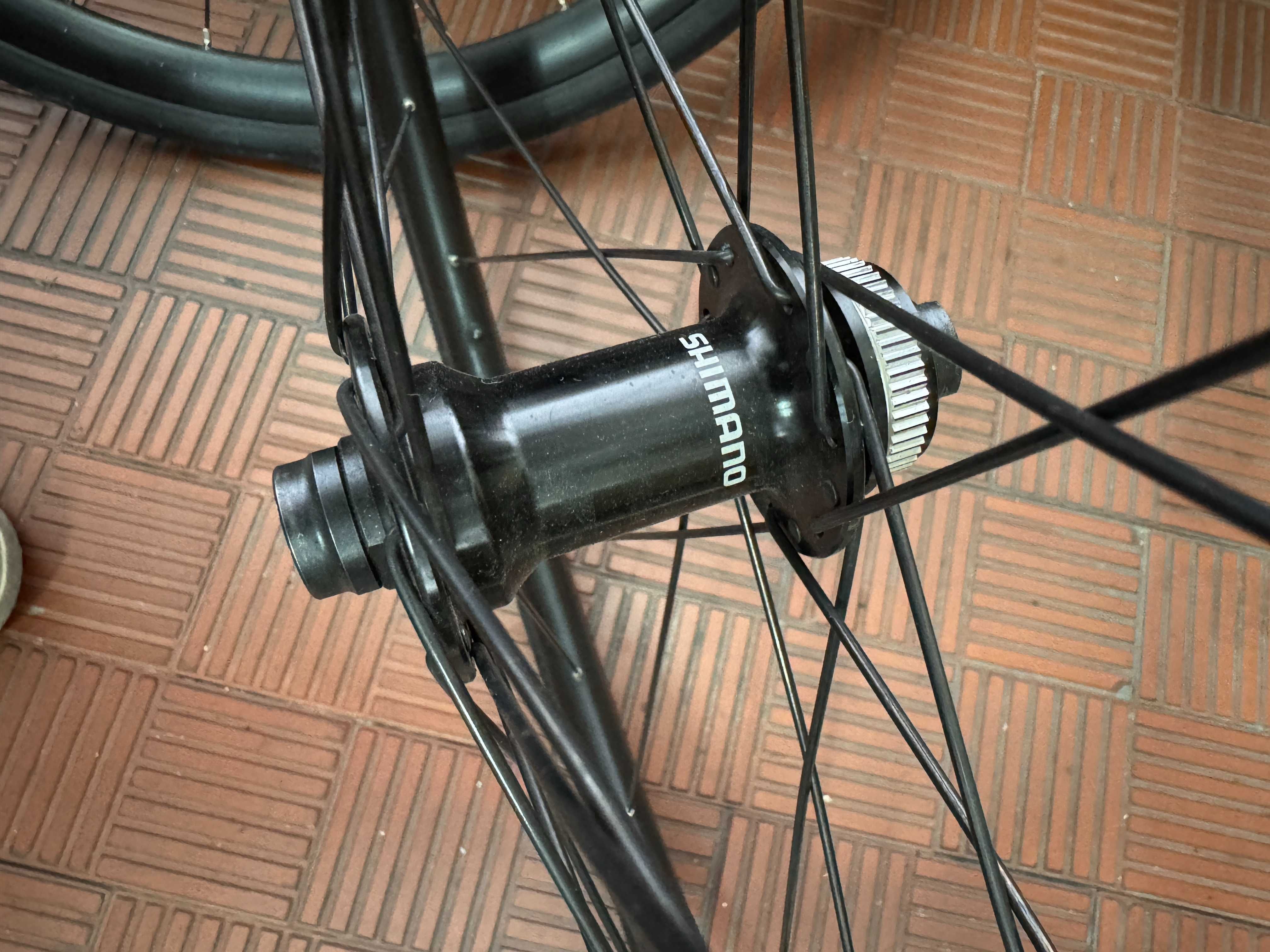 Rodas Shimano Estrada