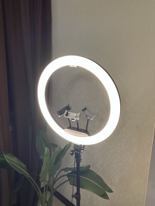 Кільцева лампа кольцевая лампа со штативом