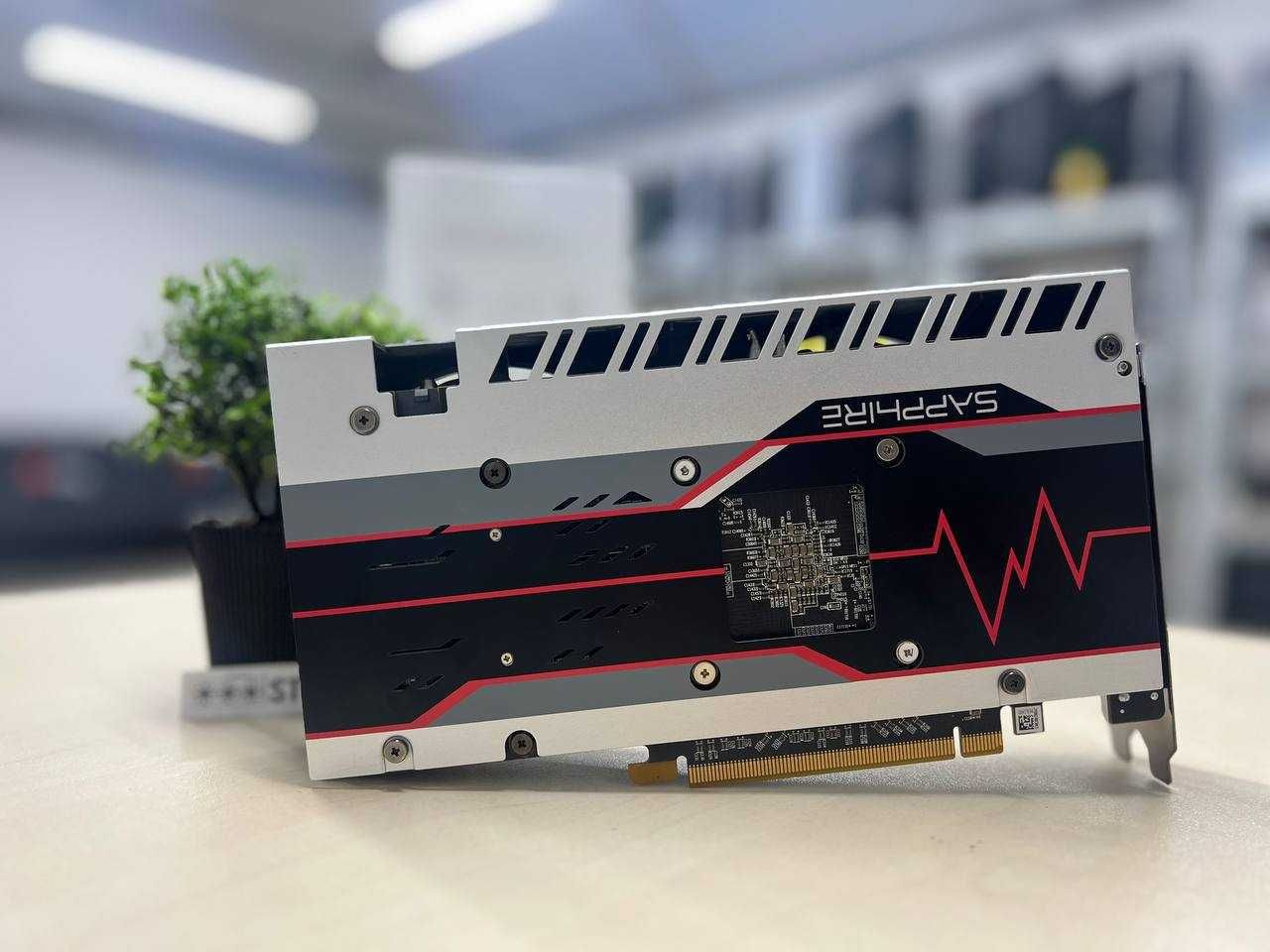 Гарантія 3 місяці! Відеокарта Sapphire Radeon RX 570 8GD5 PULSE Б/в