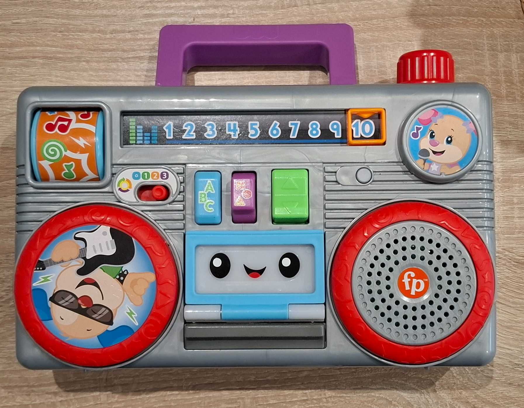 Fisher-Price Ucz się i Śmiej - Retro Radiomagnetofon Szczeniaczka
