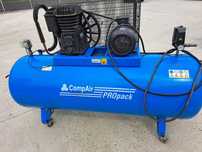 Kompresor tłokowy CompAir 500L