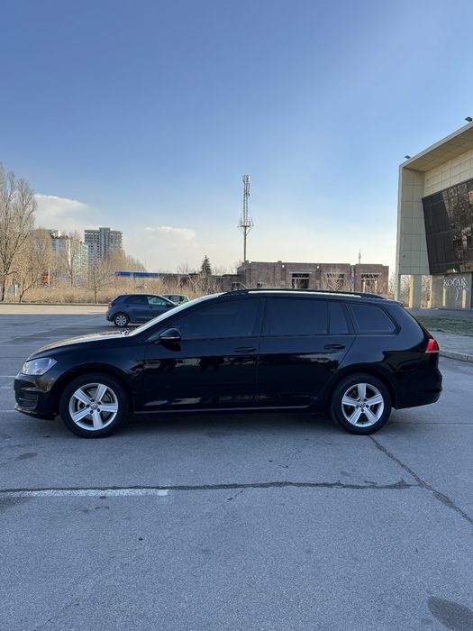 Продам Wolkswagen Golf7