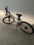 1 bicicleta de criança de 12 anos
