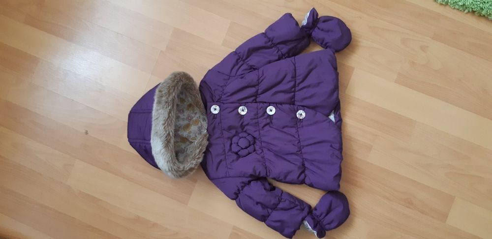 Демисезонная курточка 6-12 месяцев