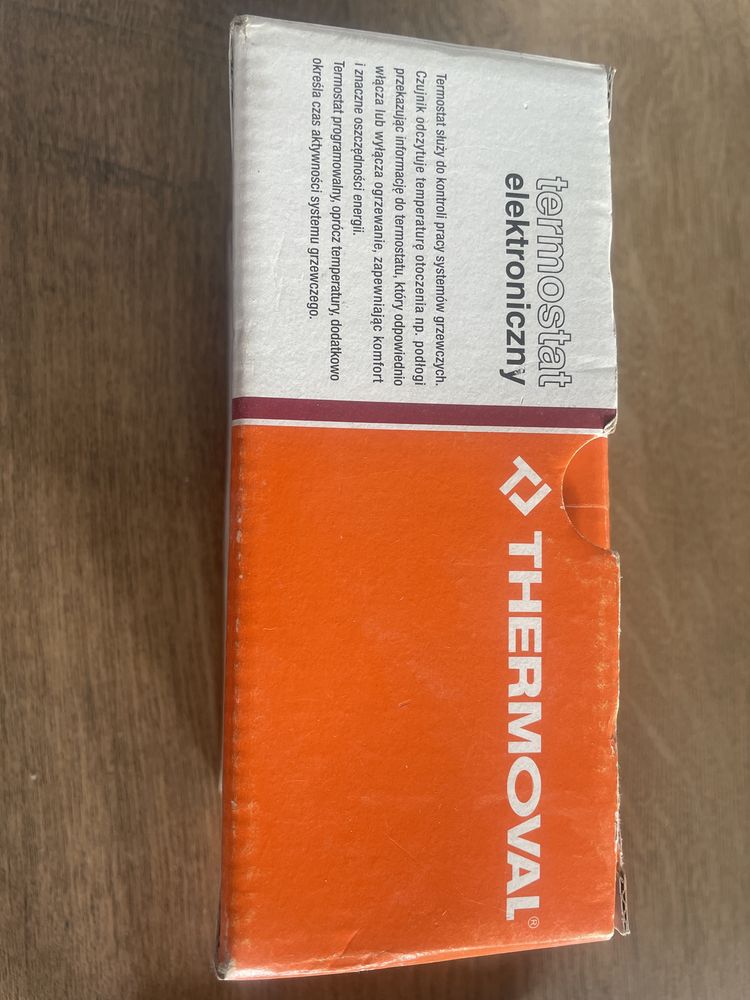 Termostat  SE 200 TOUCH Thermoval, regulator temperatury