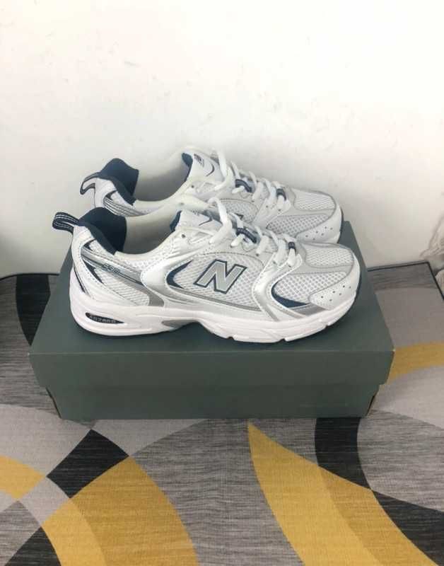 NOWE!!MęskieNew Balance 530ModnySneakersy WhitePocieszaćUnisex.38