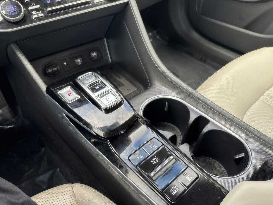 Hyundai Sonata Limited      2022