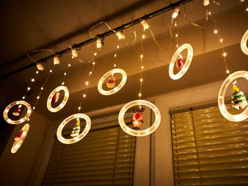 Lampki LED kurtyna z figurkami Boże Narodzenie 3m 125LED 10 żarówek