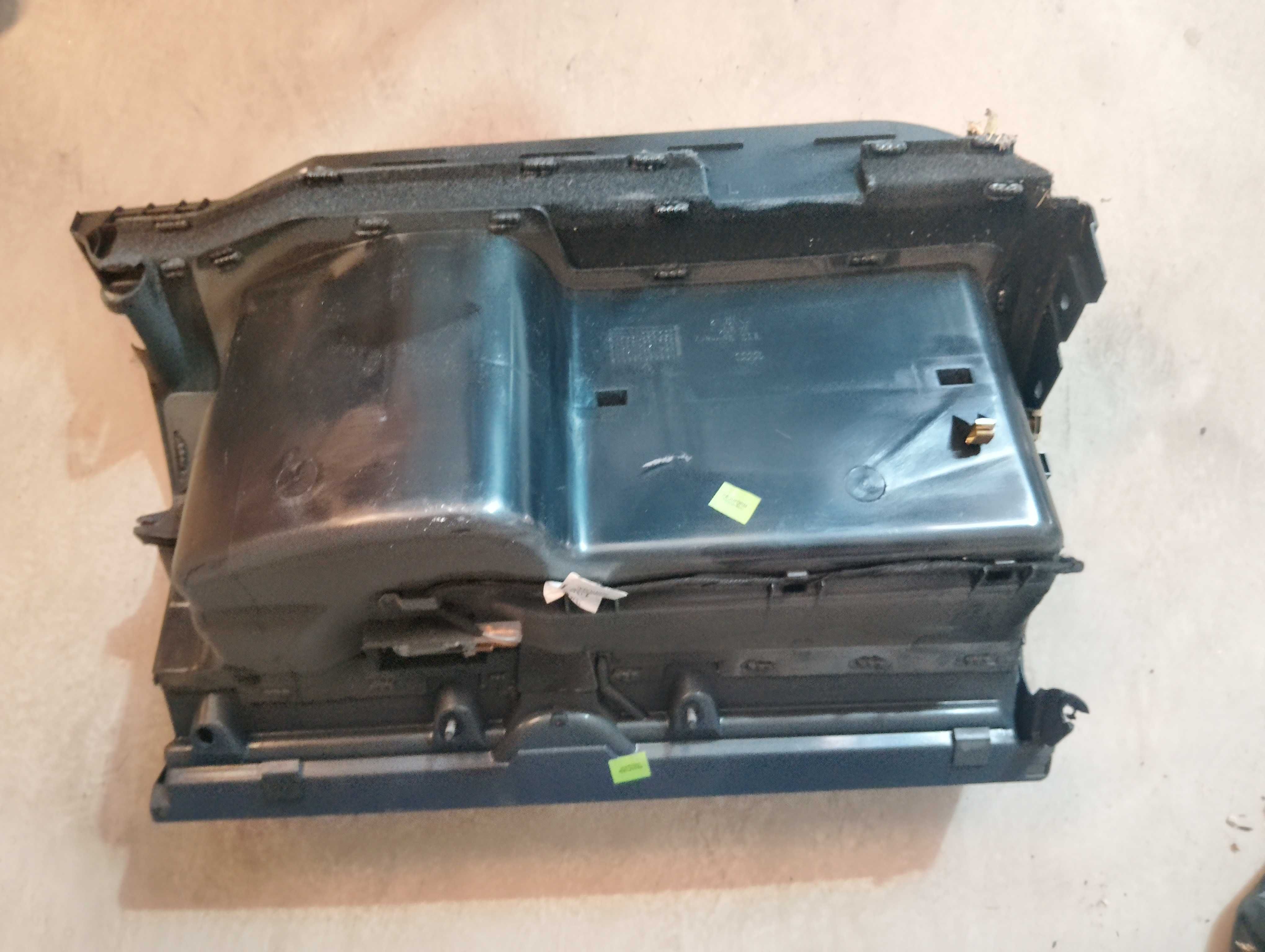 Tablier + porta luvas + resguardo volante e laterais Audi A3 8L