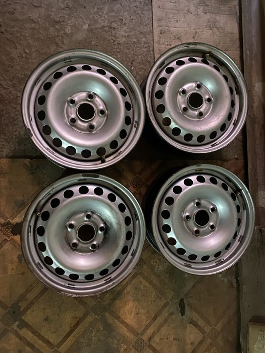 Диски на авто R15 5/112 Skoda Oktavia б/у