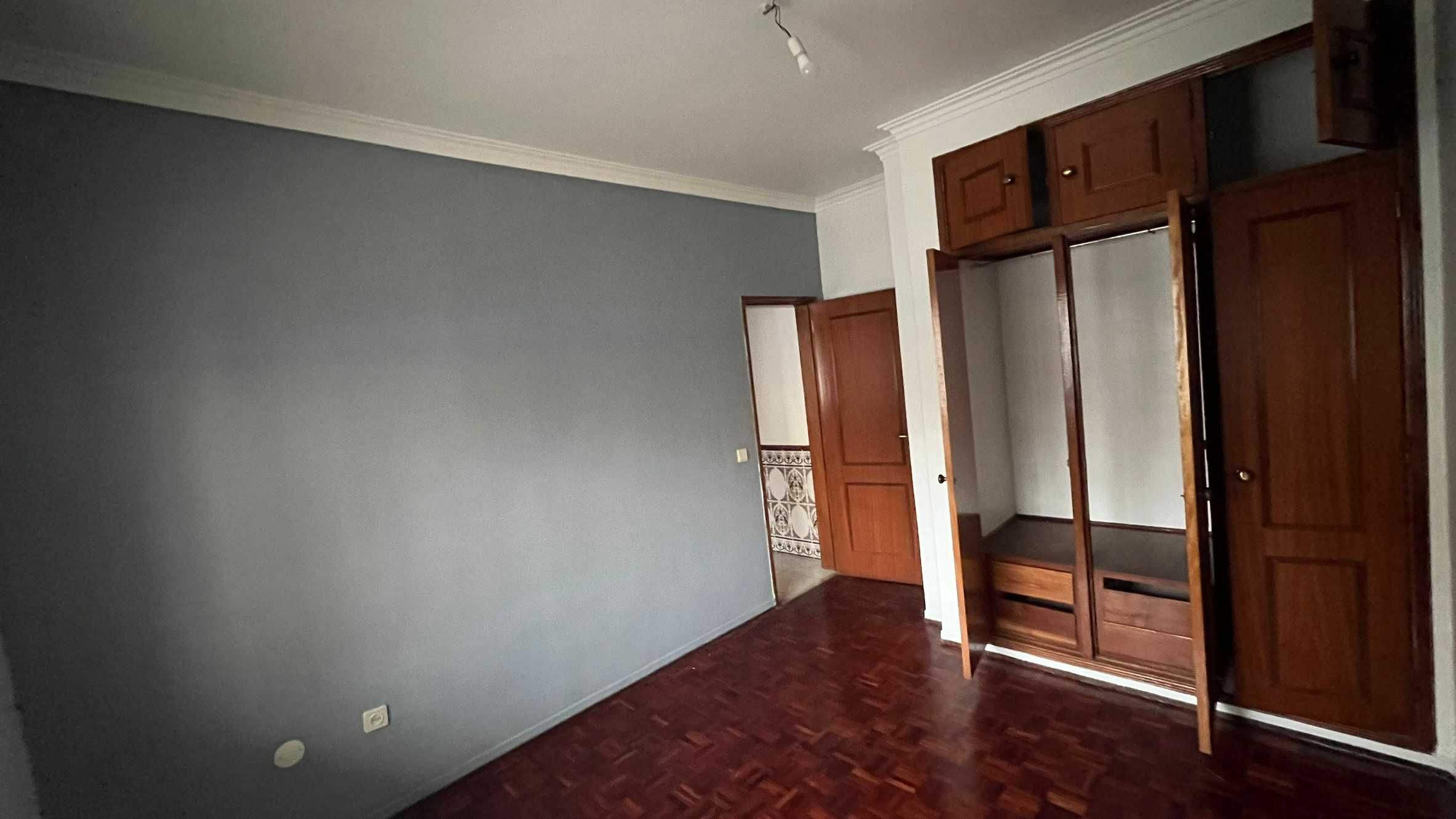 Apartamento T3 em Fogueteiro