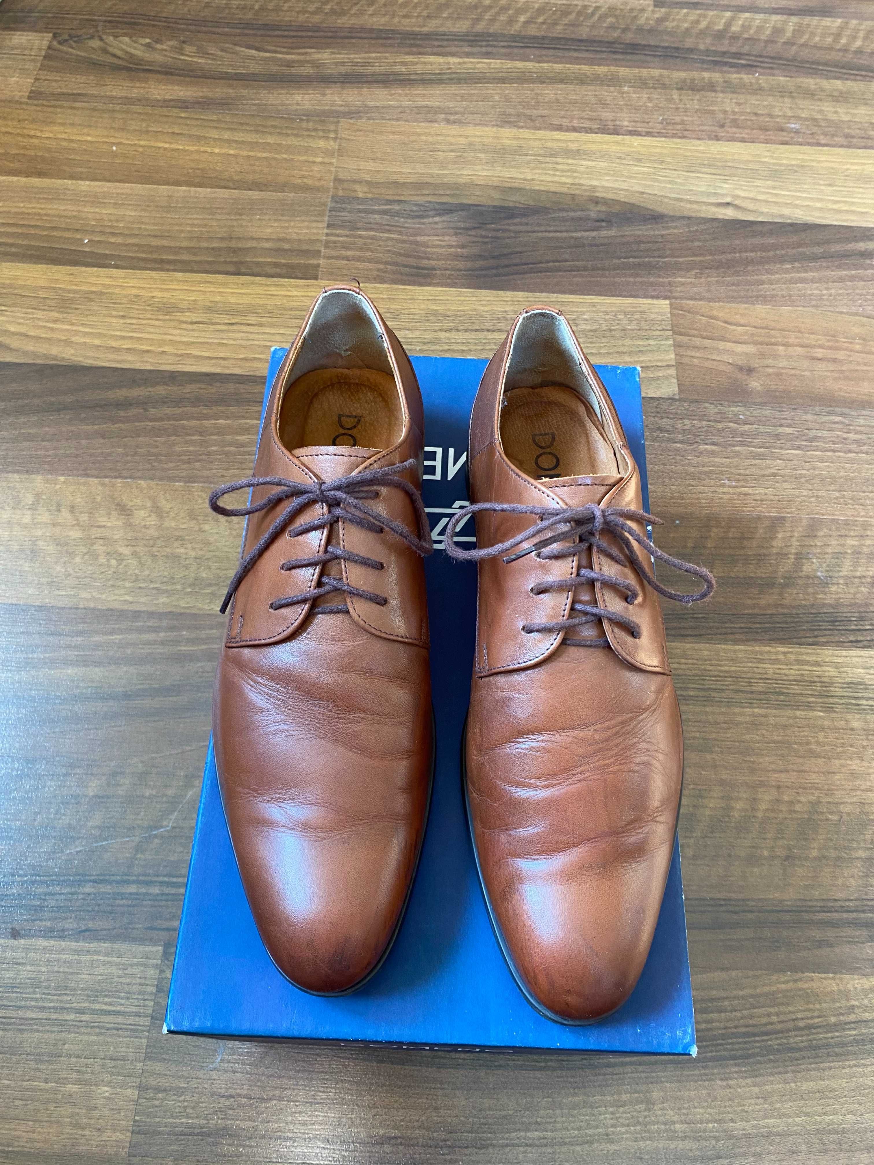 Eleganckie buty Domeno r. 41, 42