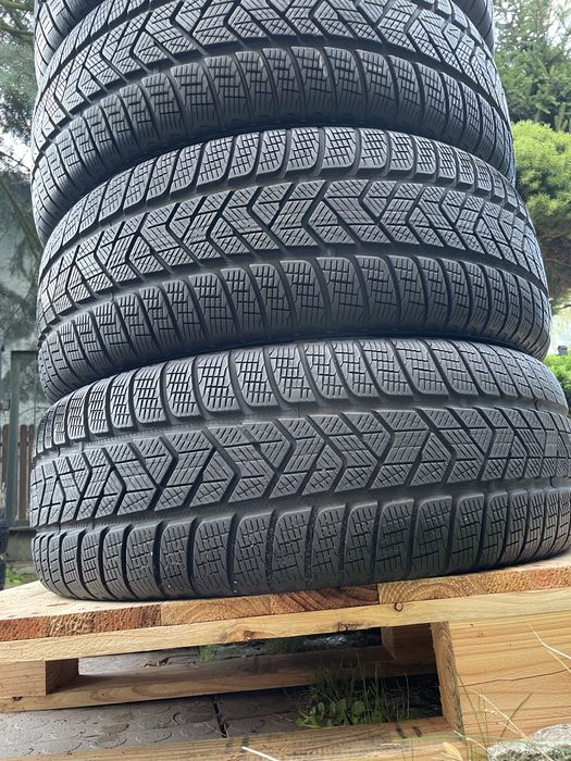 4x Pirelli Scorpion Winter SUV 225/60R17 103V XL FR