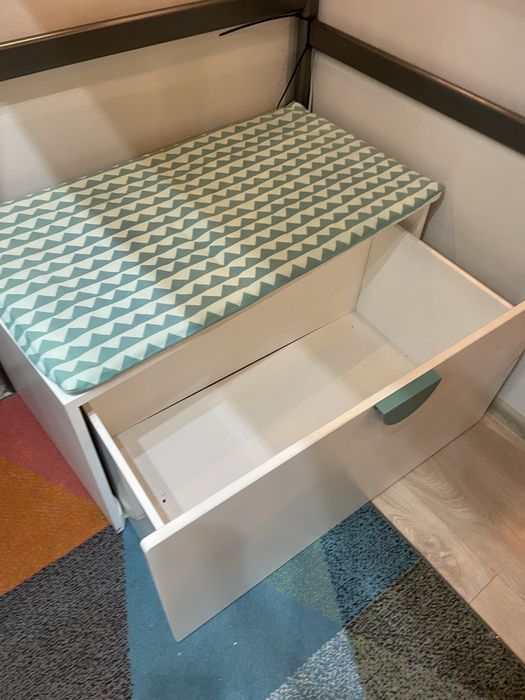Ikea Smastad Ławka z pojemnikiem na zabawki uszkodzona
