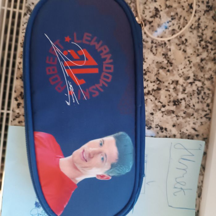 Lewandowski robert barcelona piórnik zamykany nerka Wrocław