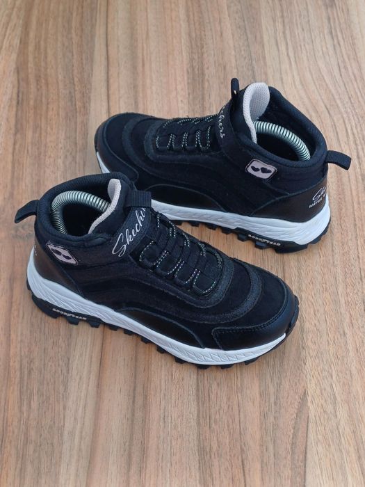 Skechers демі ботинки черевики снікерси хайтопи високі кросівки 35р