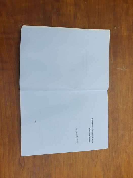 Noçoes sobre geometria analitica e analise matemática