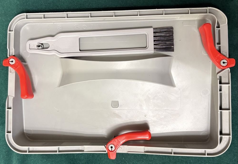 Filtr powietrza do suszarki Beko ze szczoteczką