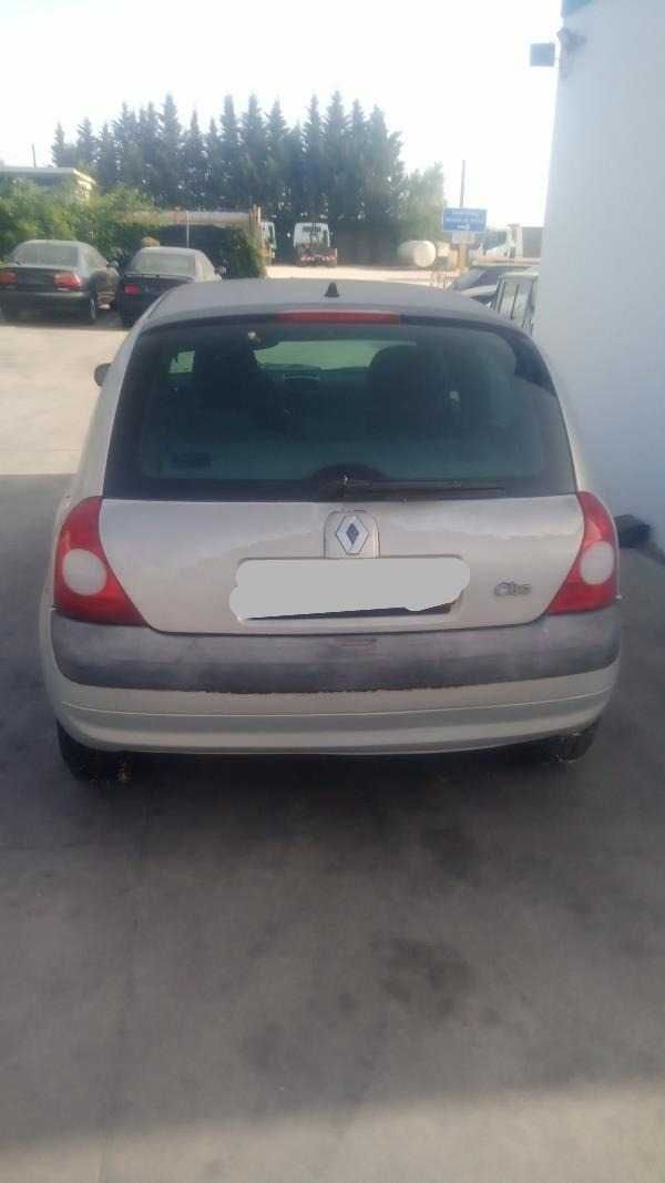 RENAULT CLIO II 1.2  16V  PARA PEÇAS
