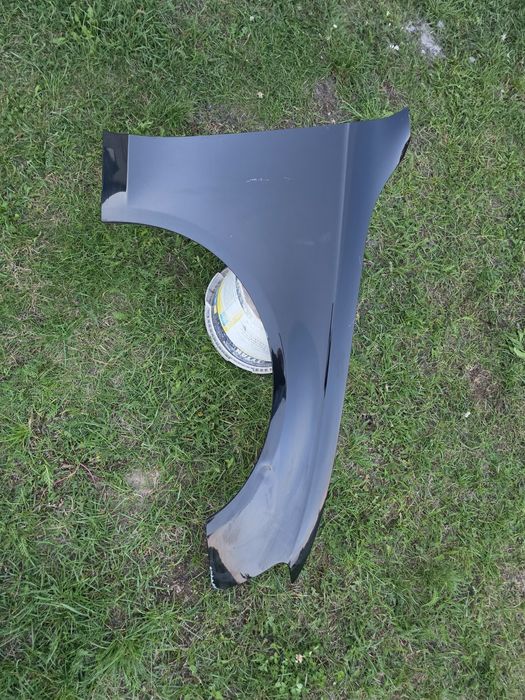 Błotnik prawy przedni przód Audi A4 B8 przedlift