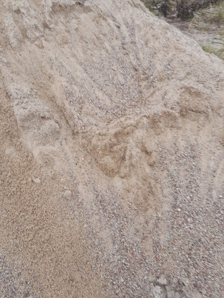 Gruz kruszony , kamień otoczak oczyszczalnia piasek 0-4 posadzki żwir