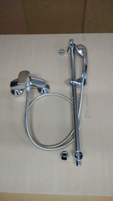 Bateria kabinowa, prysznicowa Ferro